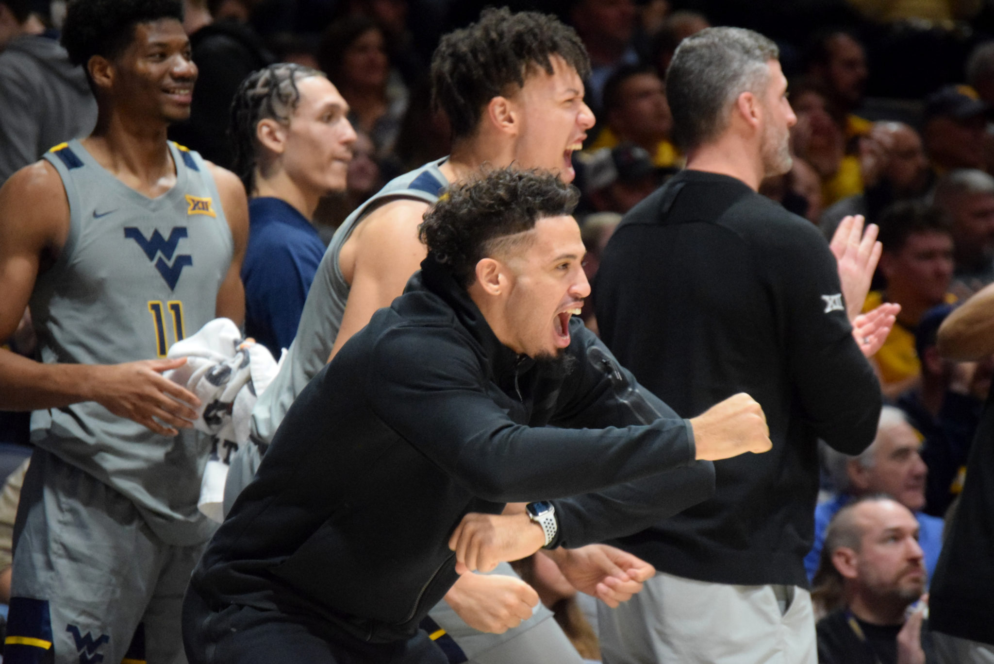 Jose Perez announces he will return to play with the WVU men's hoops team next season